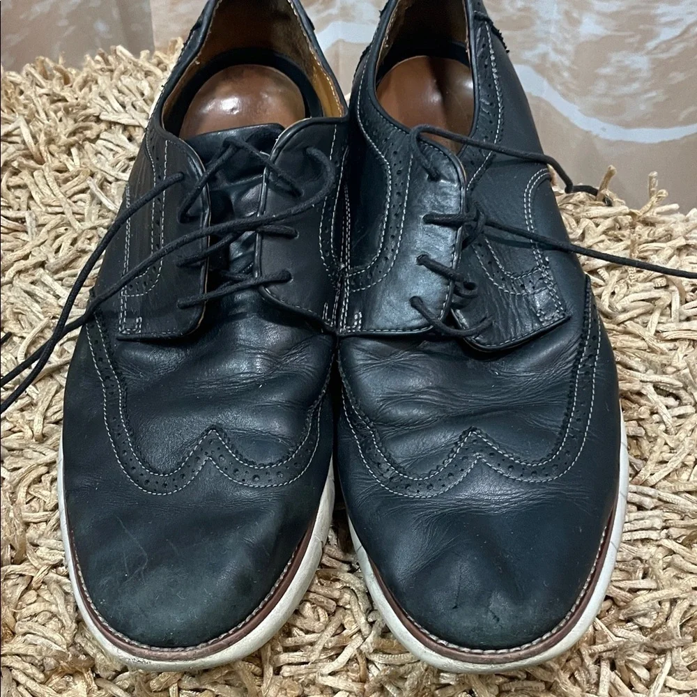 Johnston & Murphy Black Leather Oxfords